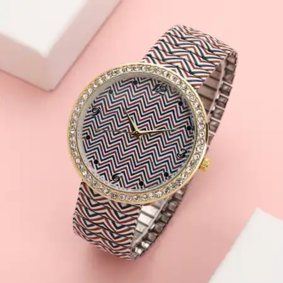 Austrian crystal Chevron pattern stretch bracelet watch. - Picture 2 of 5